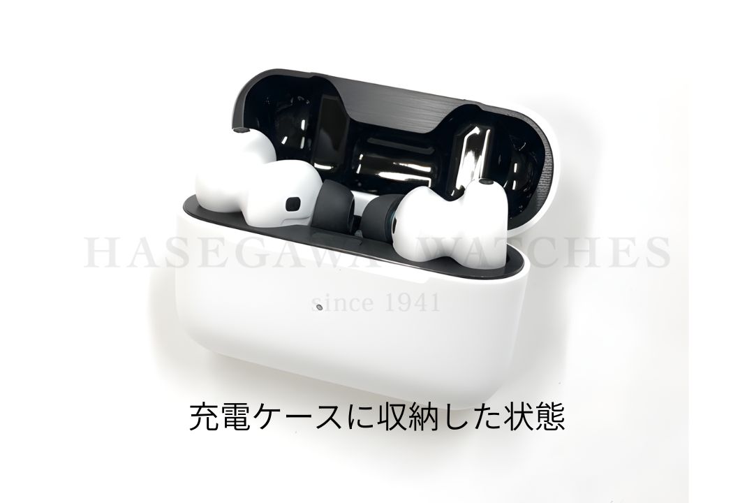 充電ケースにオリーブエアー（Olive Air）が入った状態。このケースで充電します。